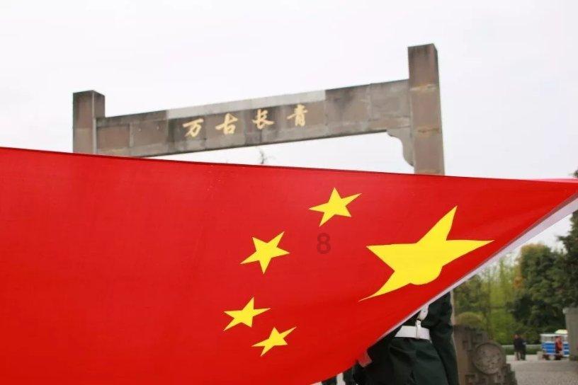 美股历史新高，科技股爆发纳指100涨近2%！纳斯达克100ETF(159659)10日累计资金净流入3814万元